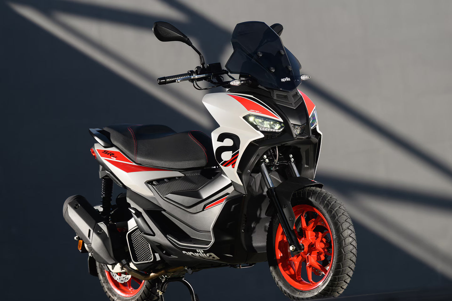 Aprilia SR GT Sport 125/200cc