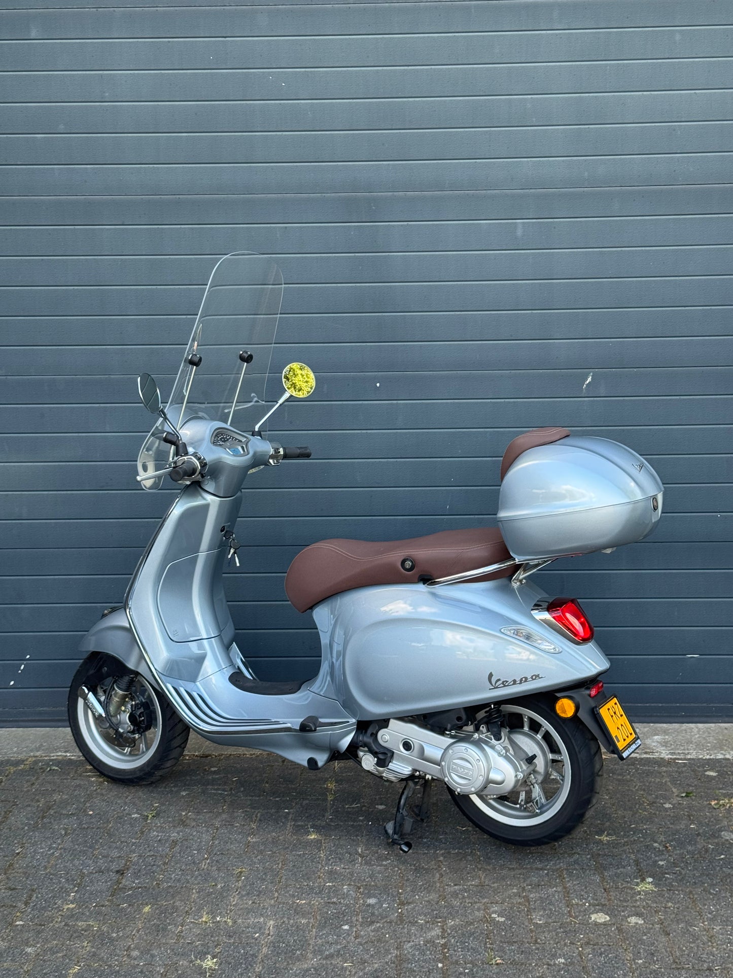 Vespa Primavera | 2024