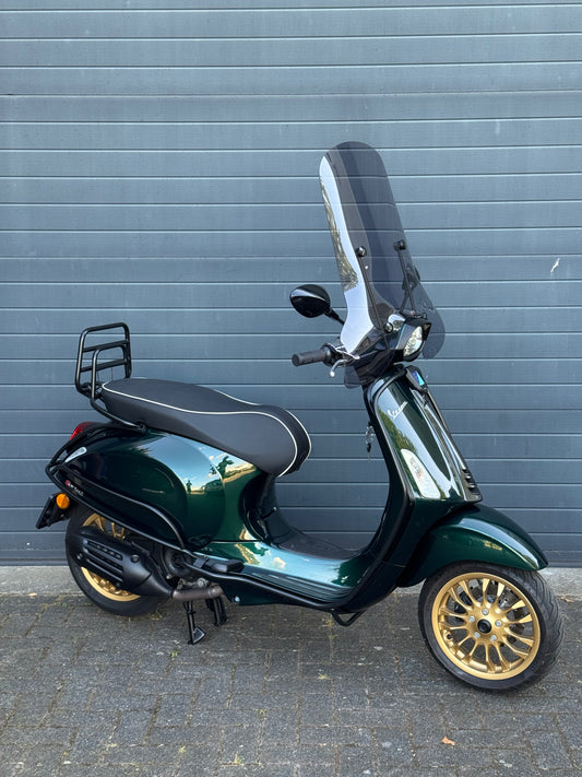 Vespa Sprint Racing Sixties Groen
