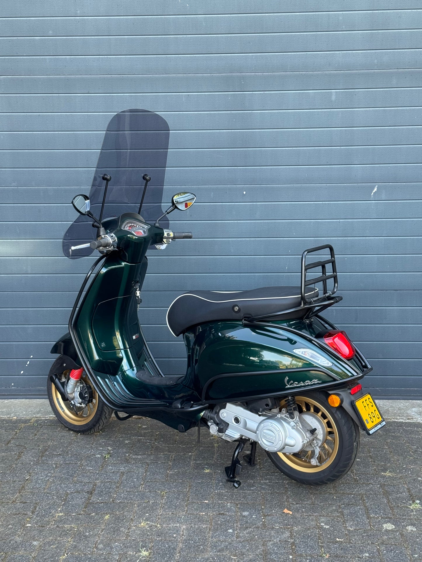 Vespa Sprint Racing Sixties Groen