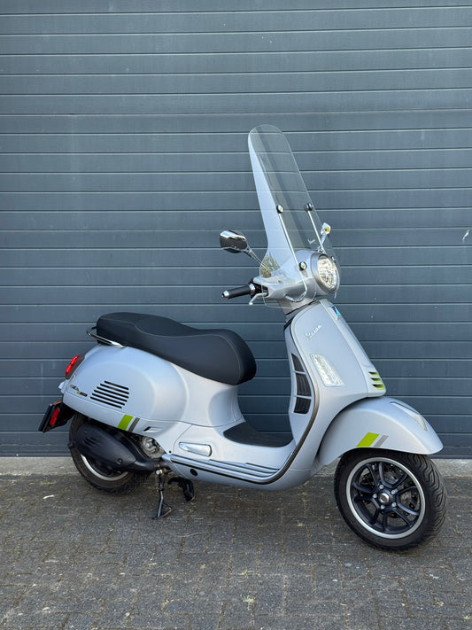 Vespa GTS 300 Super Tech