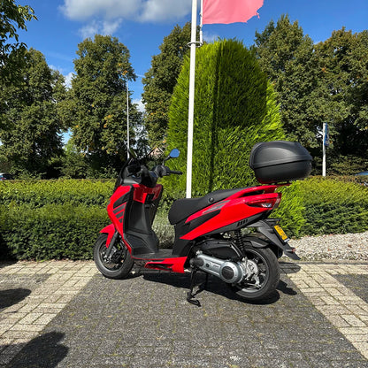 Aprilia SXR 50