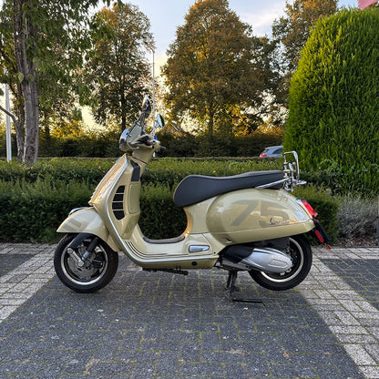 Vespa GTS 310 | 75th Anniversary | Akrapovic