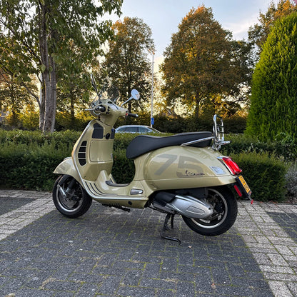 Vespa GTS 310 | 75th Anniversary | Akrapovic