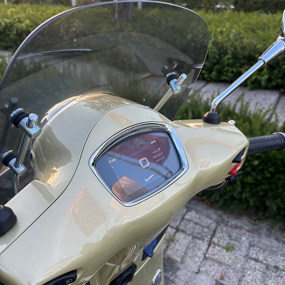 Vespa GTS 310 | 75th Anniversary | Akrapovic