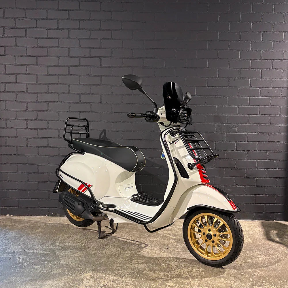 Vespa Sprint Racing Sixties
