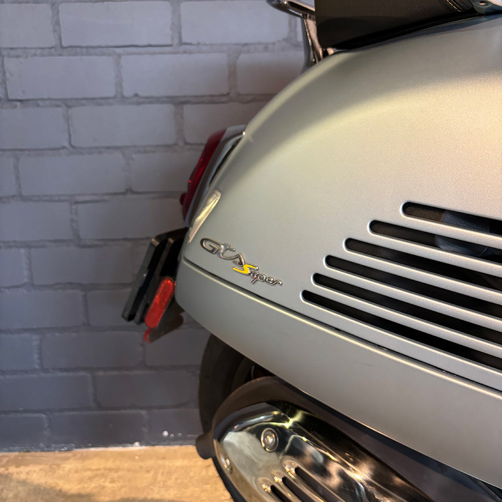 Vespa GTS 300 Super Tech