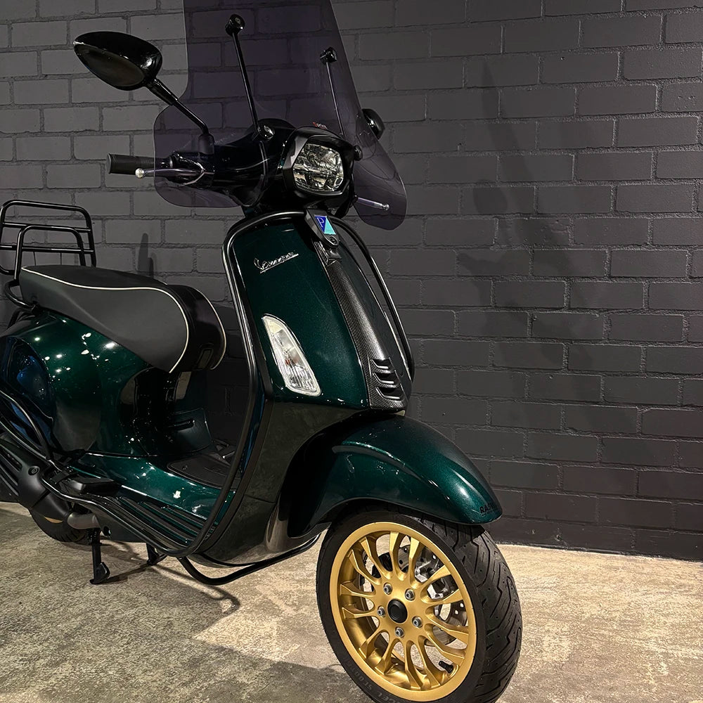 Vespa Sprint Racing Sixties Groen