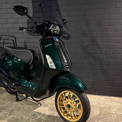 Vespa Sprint Racing Sixties Groen